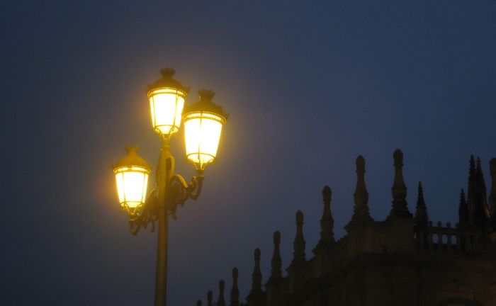 Otras medidas ahorro luz Sevilla